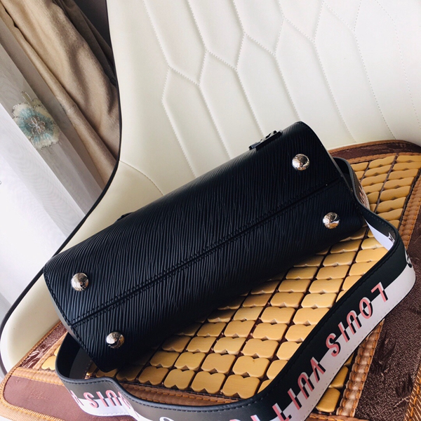 ルイヴィトンバッグ角部分ディテール